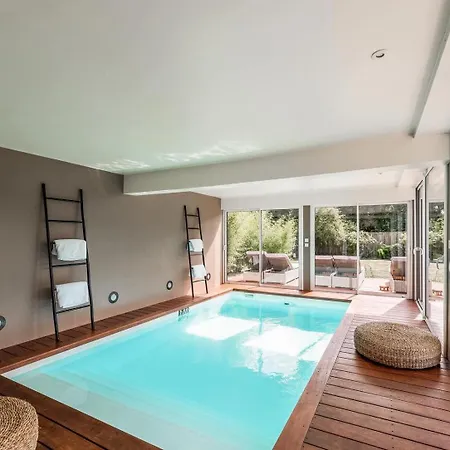 Le Jardin Des Hesperides - Piscine Interieure, Jacuzzi Et Sauna Fourmetot